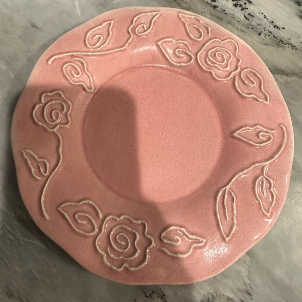 Yankee Candle Plate Holder- pink with beautiful flower print.